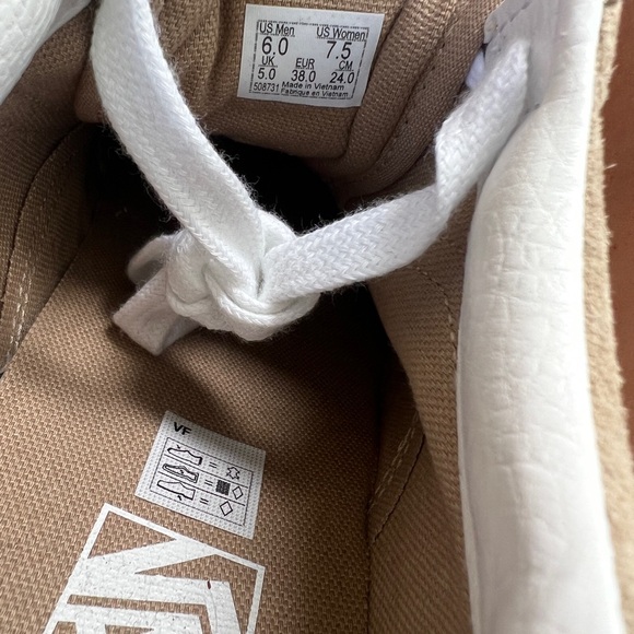 Vans NWOT Super Rare Desert Suede Old Skool - Picture 6 of 7